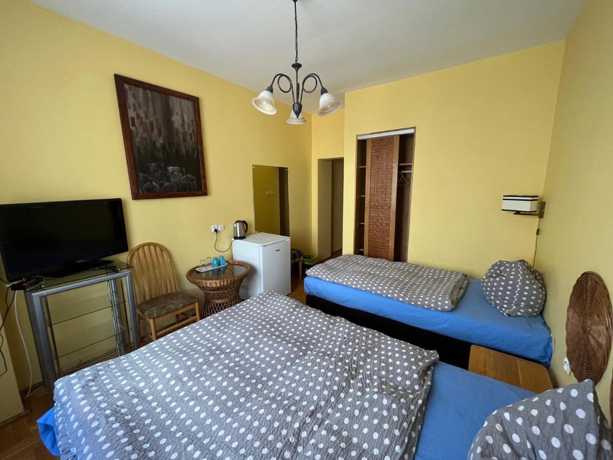 Villa Centrum With Access Kitchen (Adults Only) Zielona Góra Kültér fotó
